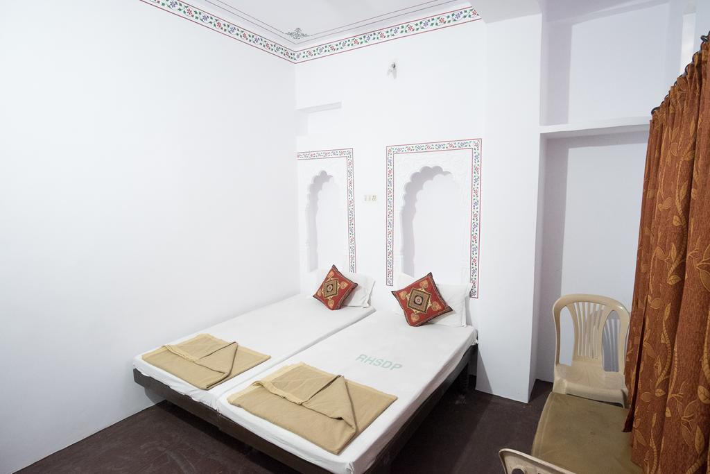 Devi Vilas Guest House Ουνταϊπούρ Εξωτερικό φωτογραφία