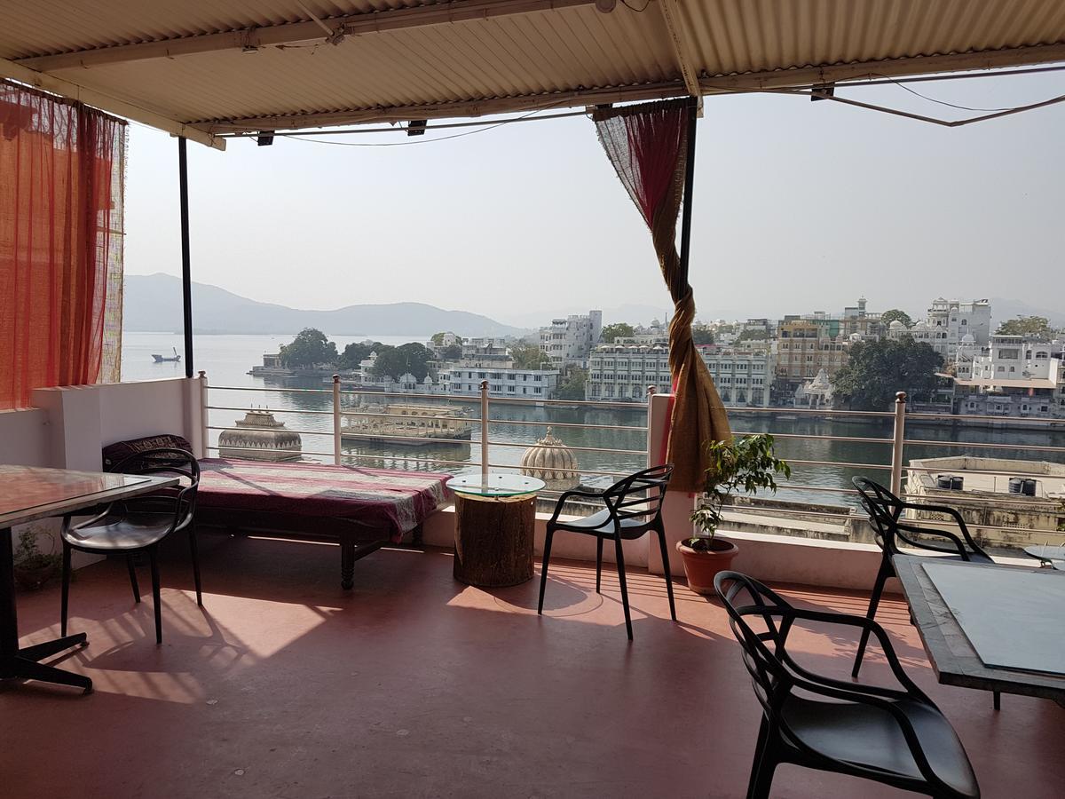 Devi Vilas Guest House Ουνταϊπούρ Εξωτερικό φωτογραφία